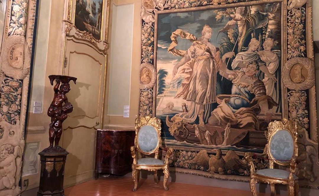 La restauration d’une tapisserie : la tenture de Cléopâtre